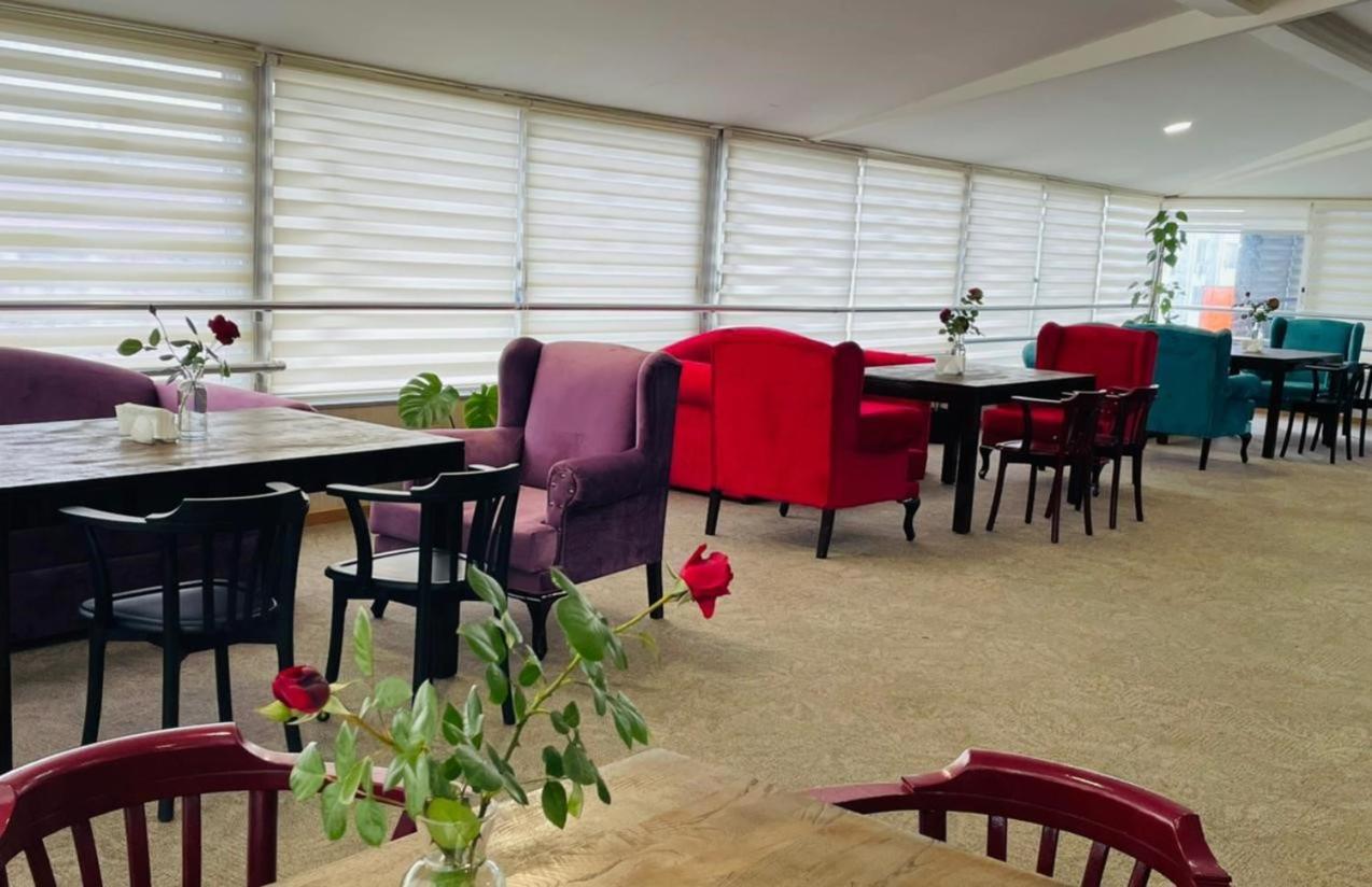 Aura Boutique Hotel Batumi Ngoại thất bức ảnh