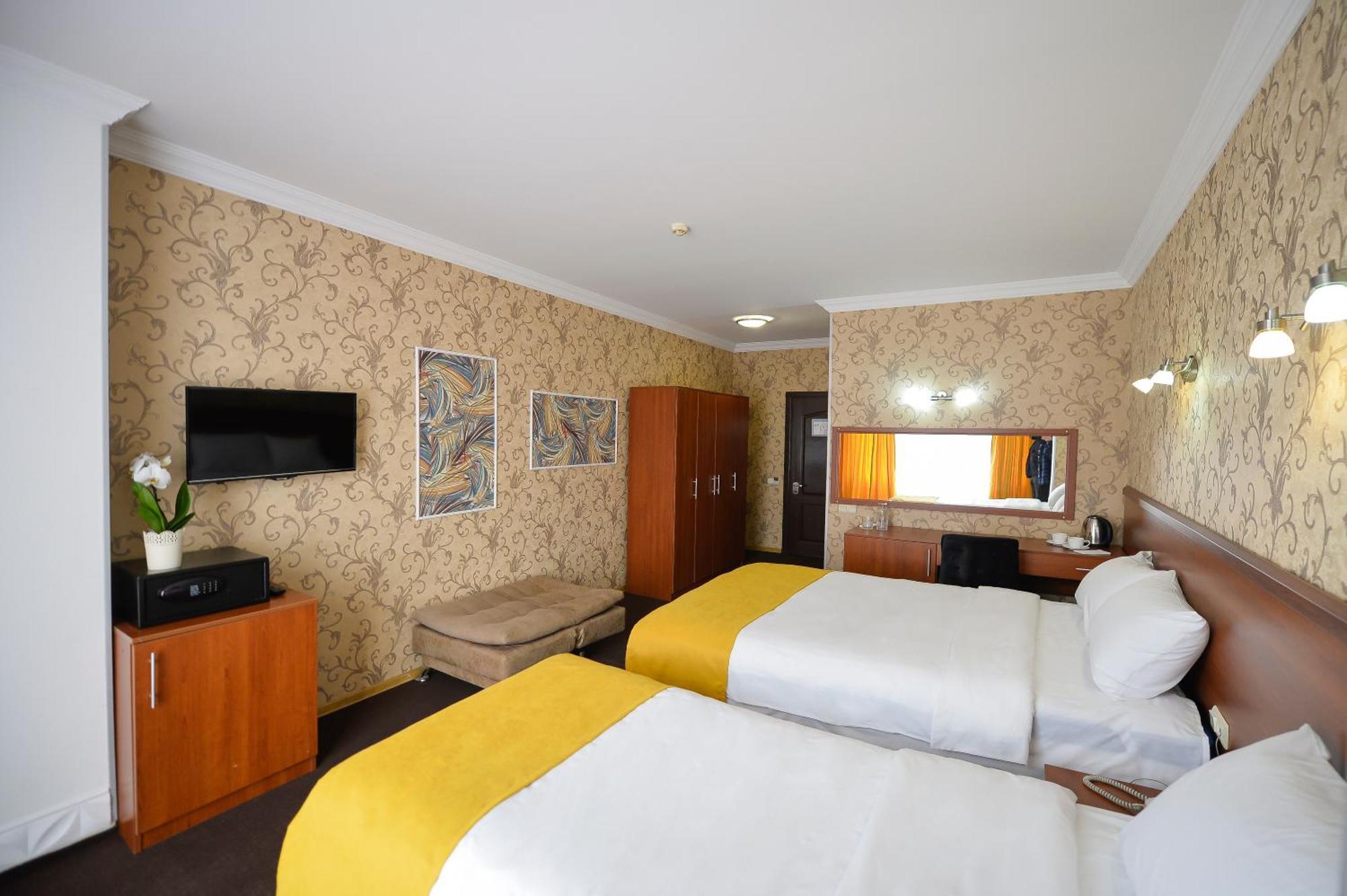 Aura Boutique Hotel Batumi Phòng bức ảnh