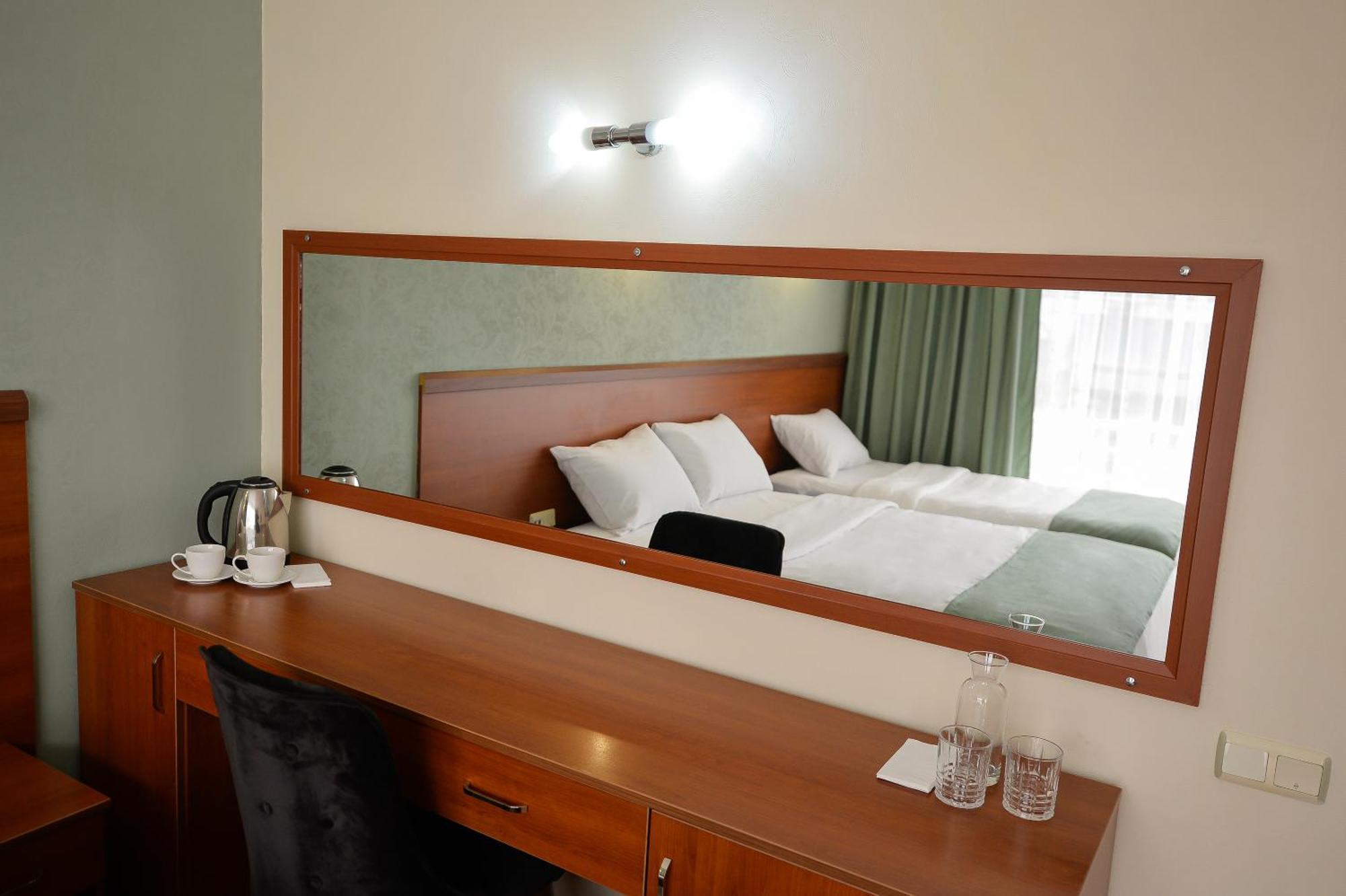 Aura Boutique Hotel Batumi Ngoại thất bức ảnh